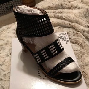 Black and White Wooden Heeled Shoe